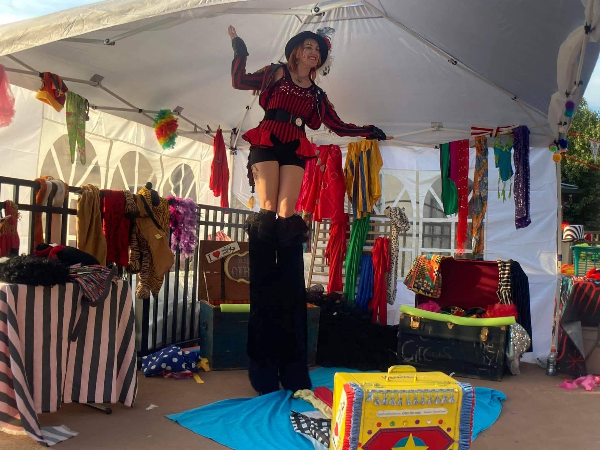 Join Circus “Join The Circus” – Dani Long Legs, Circus Arts